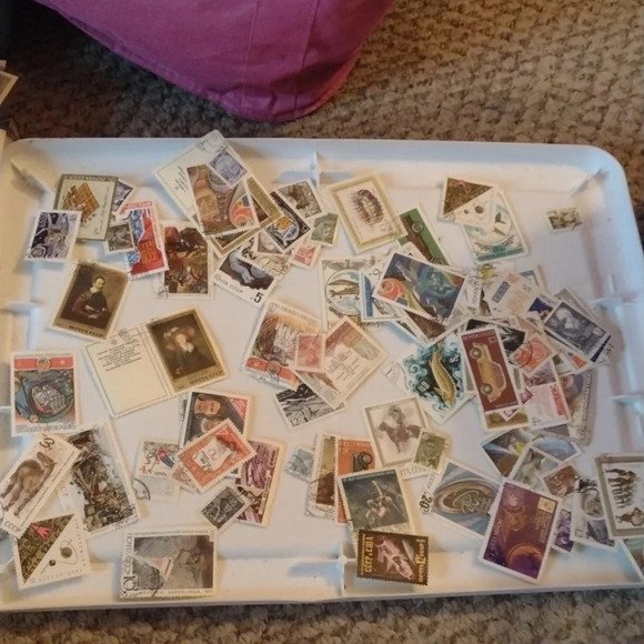 Stamp collection - Picture 3 of 4